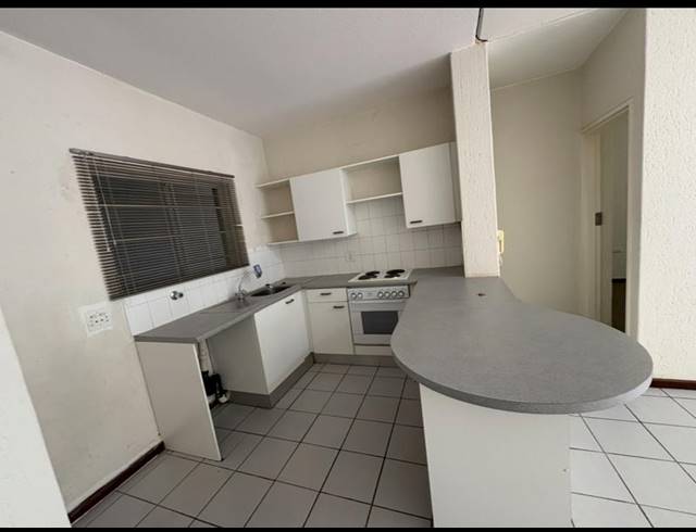 1 BEDROOM APARTMENT FOR SALE IN GLENHAZEL